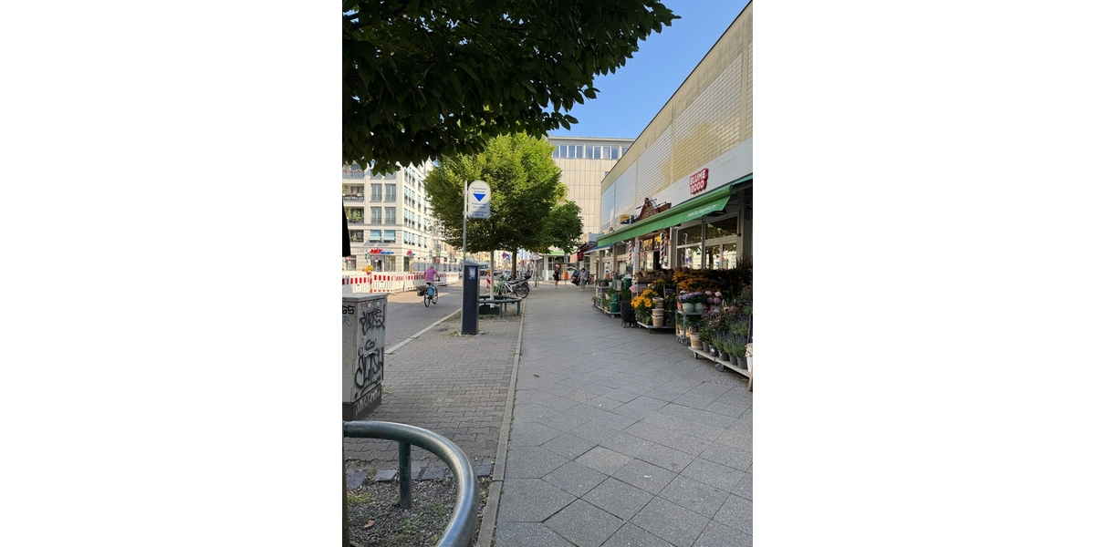 Straßenansicht rechts